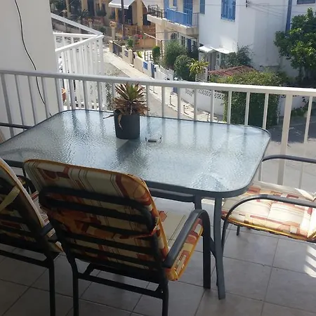 Faneromeni Court דירה פאפוס