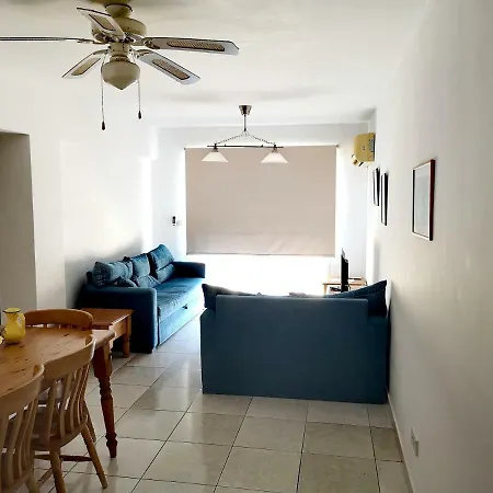 Faneromeni Court דירה פאפוס