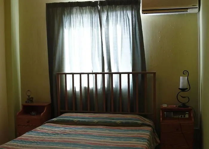 Faneromeni Court アパート パ フォス