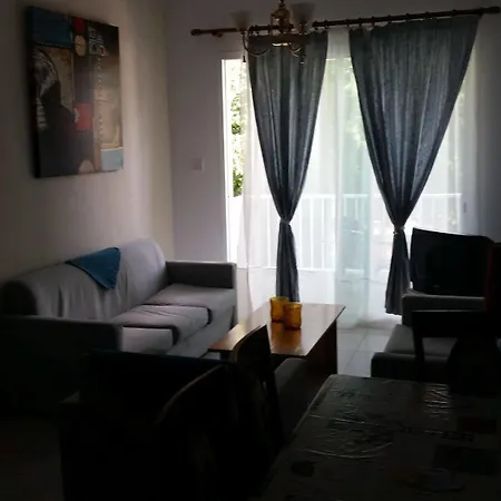 公寓 华纳乐蒙妮科特酒店