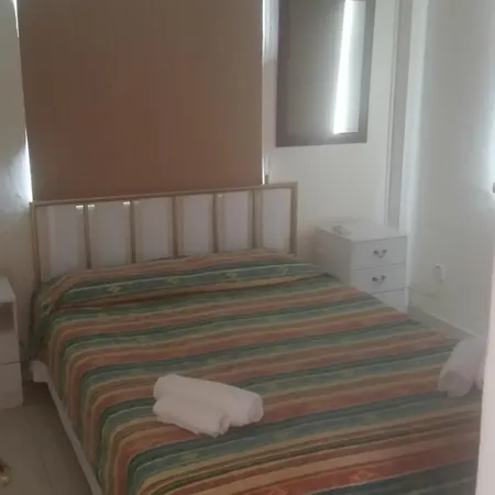 Apartamento Faneromeni Court Pafos