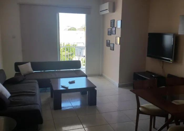 Faneromeni Court * Paphos