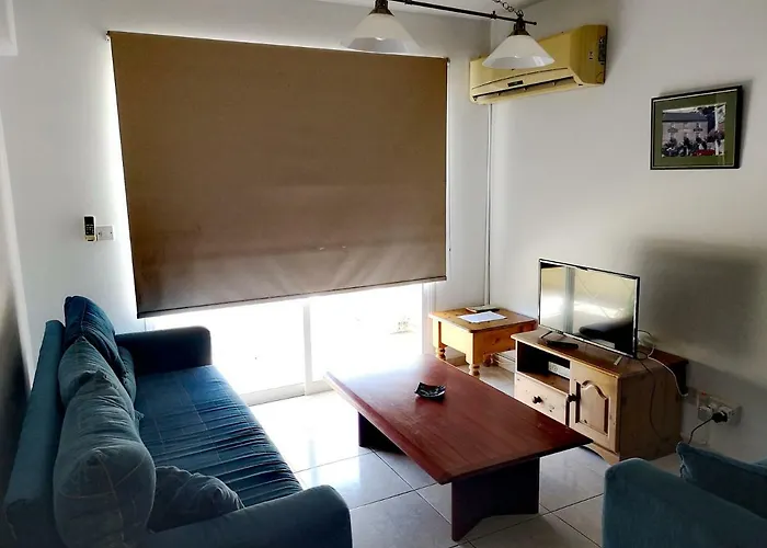Apartamento Faneromeni Court Paphos