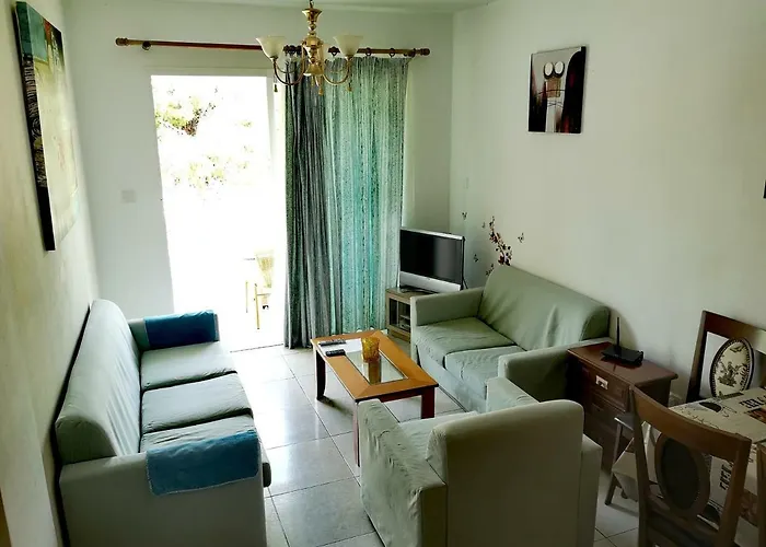 Faneromeni Court Apartamento Paphos