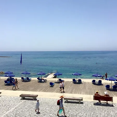Apartament Faneromeni Court *