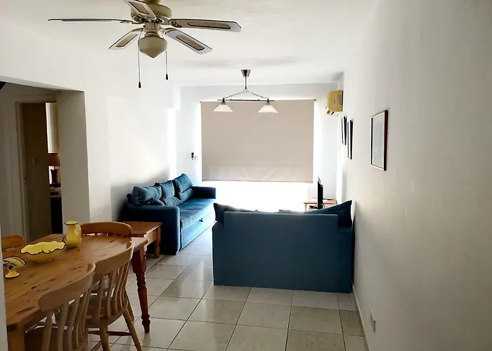 Faneromeni Court Apartman Paphos